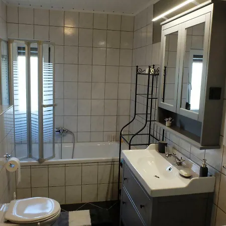 Schaefer * Friedrichstadt